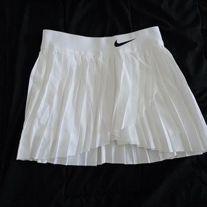 Nike tennis skirt